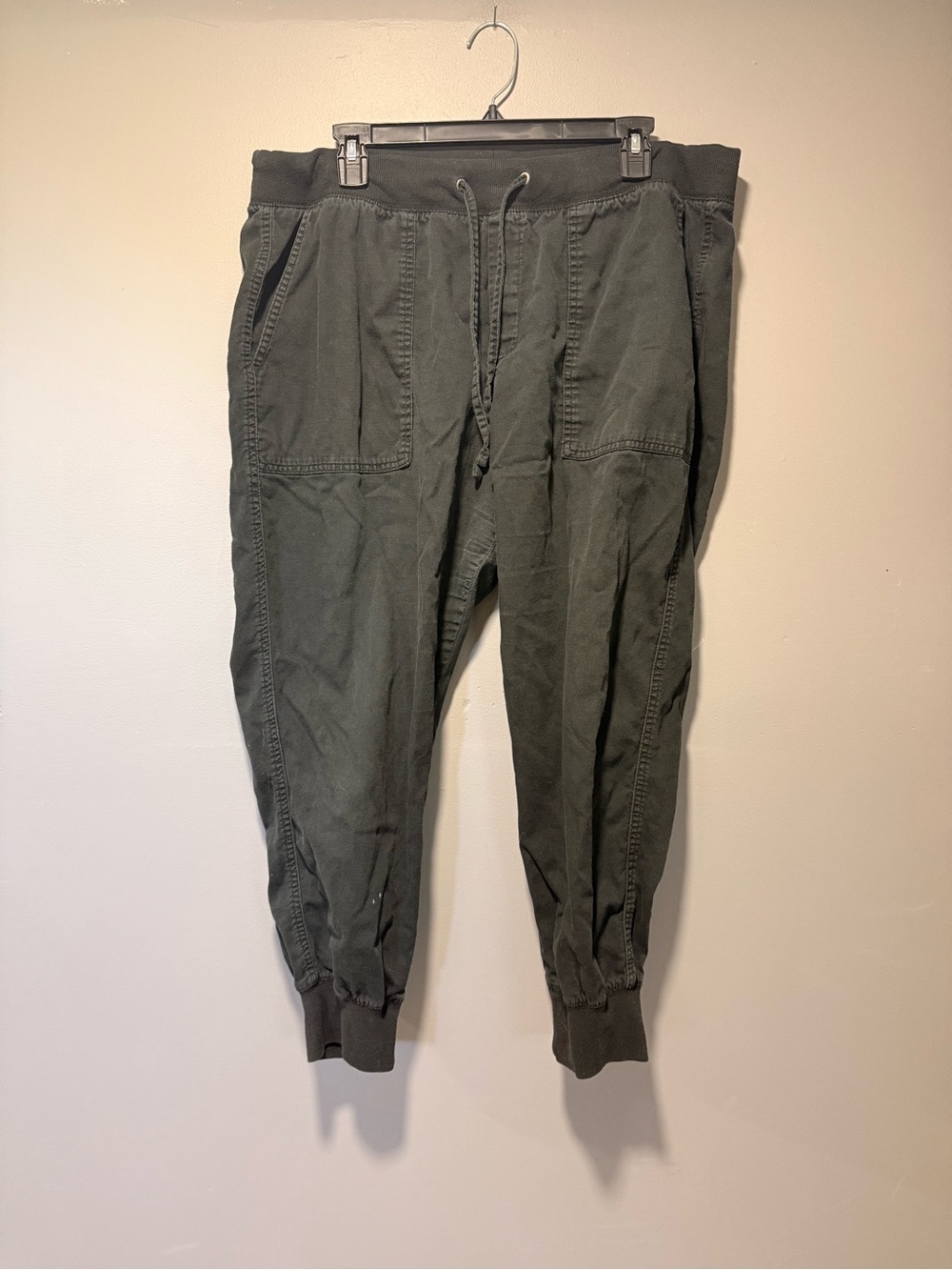 GAP Black Women's Jogger